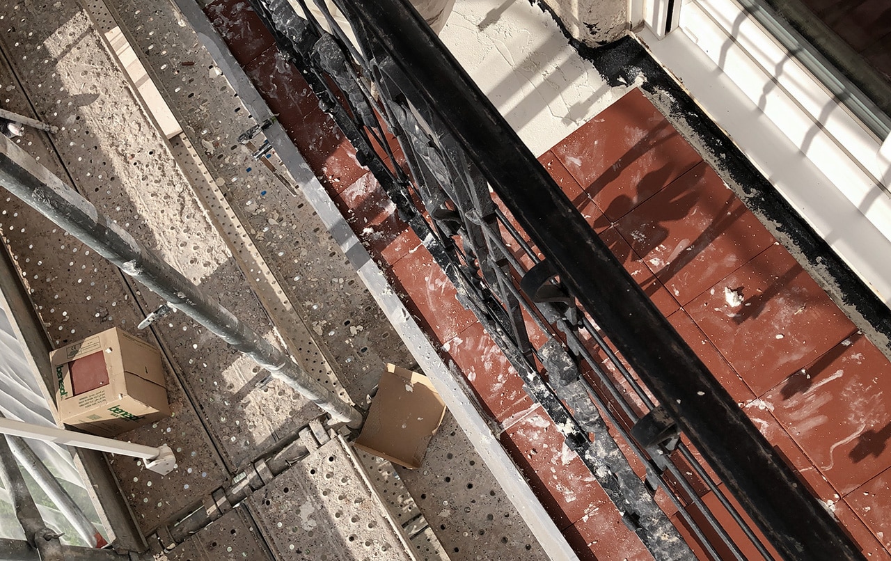 Reconstrucción de balcones.