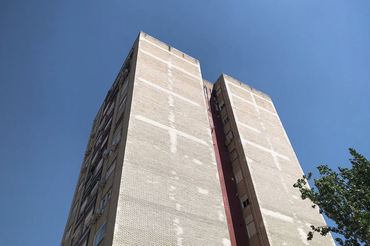 Colonia Surbatán Cebreros - Rehabilitación con aislamiento SATE